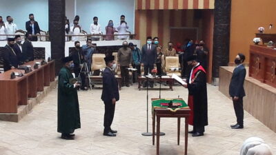 Helmi Abdullah Resmi Dilantik Sebagai Wakil Ketua DPRD Kota Samarinda