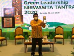 KETUA DPRD BALIKPAPAN KEMBALI MENERIMA PENGHARGAAN GREEN LEADERSHIP NIRWASITA TANTRA