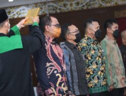 Janji Direksi Perumda Manuntung Sukses Kepada Wali Kota