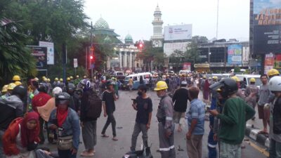 Lagi, Truk Blong di Turunan Rapak, Puluhan Kendaraan Ditabrak