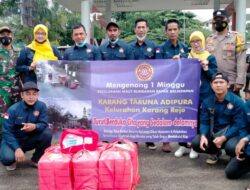 Kenang Kecelakaan Maut Muara Rapak, Karang Taruna Adipura Karang Rejo Bagikan Nasi Kotak dan Masker