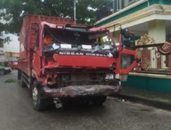 Truk Penabrak Puluhan Kendaraan di Muara Rapak Dievakuasi, Update Terbaru 4 Meninggal Dunia, 1 Kritis dan 17 Luka-Luka