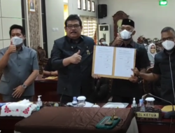Rapat Paripurna DPRD,  Pengesahan APBD Tahun 2022 dan Raperda Transportasi