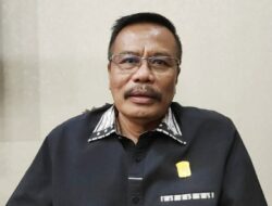 Jadwal Pembagian Seragam Gratis, Belum Ada Kepastian