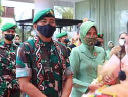 Mayjen TNI Tri Budi Utomo Awali Tugas Jadi Pangdam VI/Mlw, Disambut dengan Tradisi Tepung Tawar
