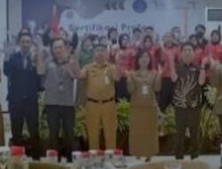 Puluhan Waiter dan Waitress Ikut Uji Kompetensi