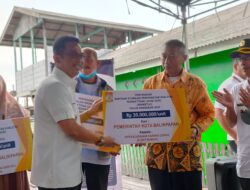 Wali Kota Rahmad Mas’ud Serahkan Bantuan BSPK RTLH Kepada 66 Warga Balikpapan