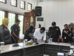 Ketua DPRD Abdulloh Lakukan Coklit Didampingi Ketua KPU Balikpapan