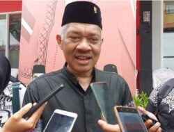 Wakil Ketua DPRD Kota Balikpapan Budiono Menggelar Halal Bihalal Halal