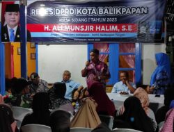 Reses Ali Munsjir, Akan Memberikan Bantuan Alat Pemadam Api Ringan 180 Unit untuk Dua Kelurahan