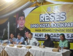 Reses Alwi Mencuat Sampah di Pesisir Kelurahan Marga Sari