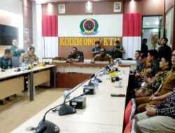 Apresiasi Kinerja Media Wabup Kutim Nobar KASAD Award 2023 Secara Virtual