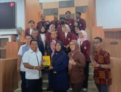 H Aco Menilai Mahasiswa Lebih Kritis Dalam Bertanya