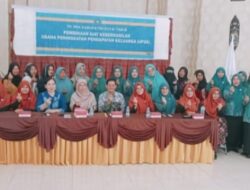 TP PKK Kecamatan – Desa Di Bekali Pelatihan Pencerahan