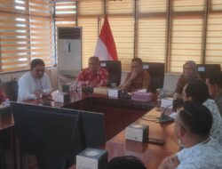 Pemkot Balikpapan Serahkan Dana Hibah Ke KPU Dan Bawaslu Sebesar Rp 80 Miliyar