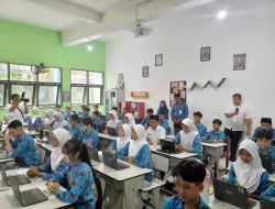 Lima Ribu Laptop Siap Mendukung Kurikulum Merdeka Belajar
