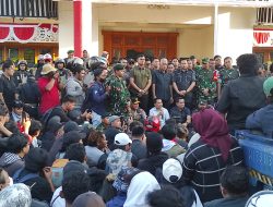 DPRD Temui Demonstran, Alwi Al Qadri: Tuntutan Mahasiswa Akan Kami Tindaklanjuti